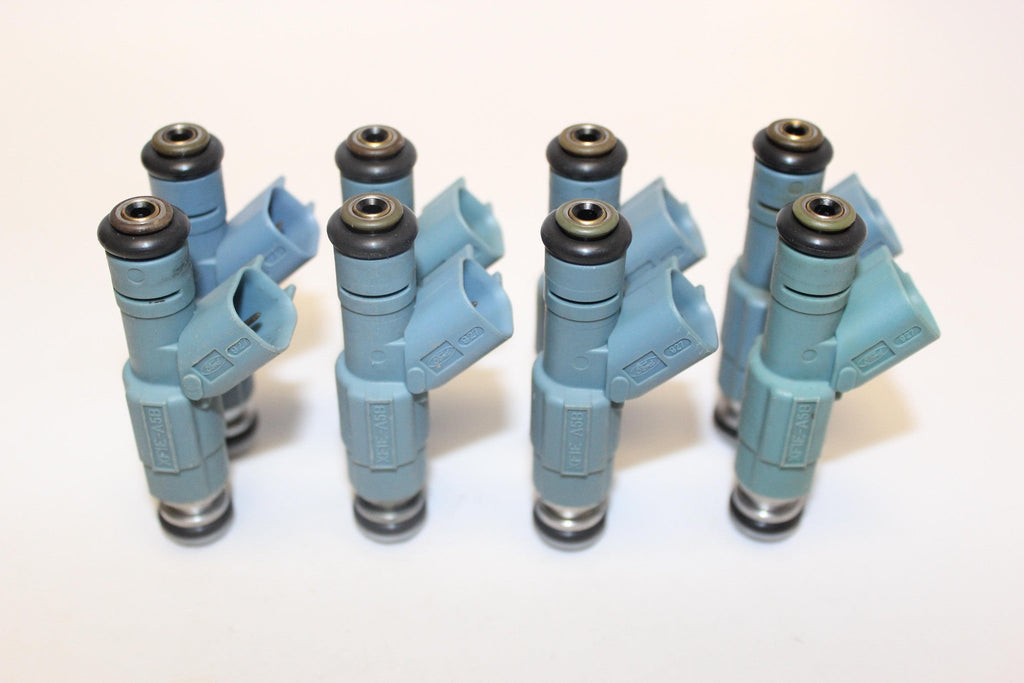 Set of 8 Rebuilt Bosch Fuel Injectors for 1998-2001 Mercury Marine Mer